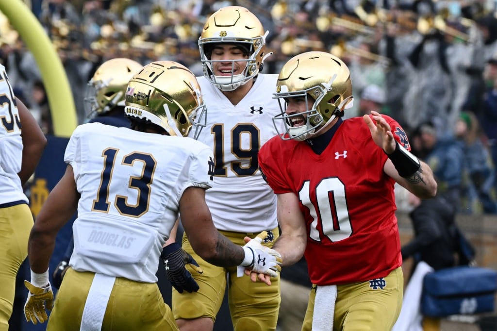 CFB Week 0 odds, picks: Navy vs. Notre Dame, Ohio vs. San Diego State