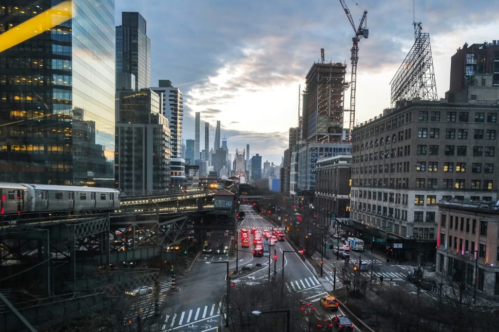 Manhattan midtown skyline New York