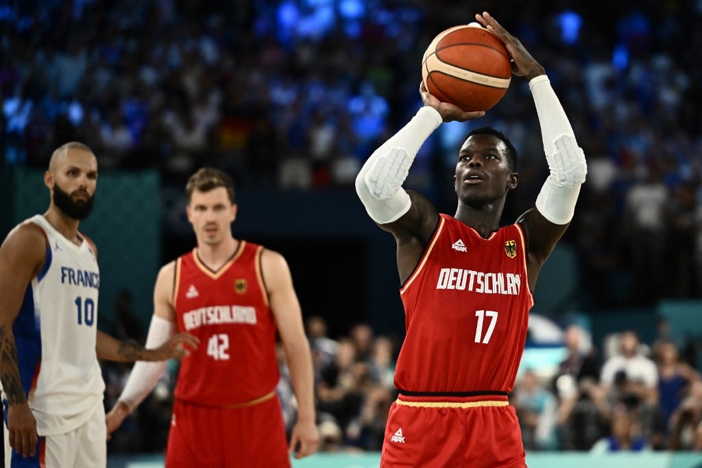 Dennis Schroder of Germany v France