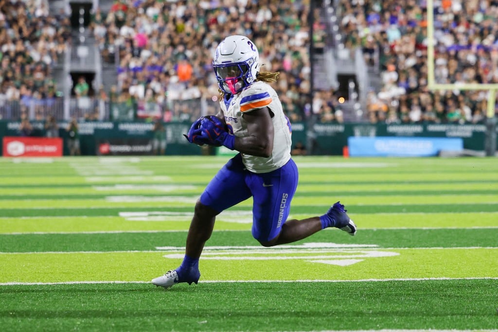 Boise State v Hawaii