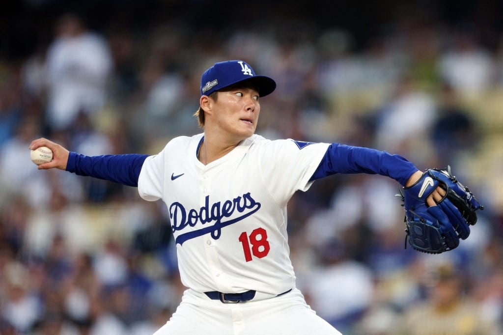 Yoshinobu Yamamoto Los Angeles Dodgers California