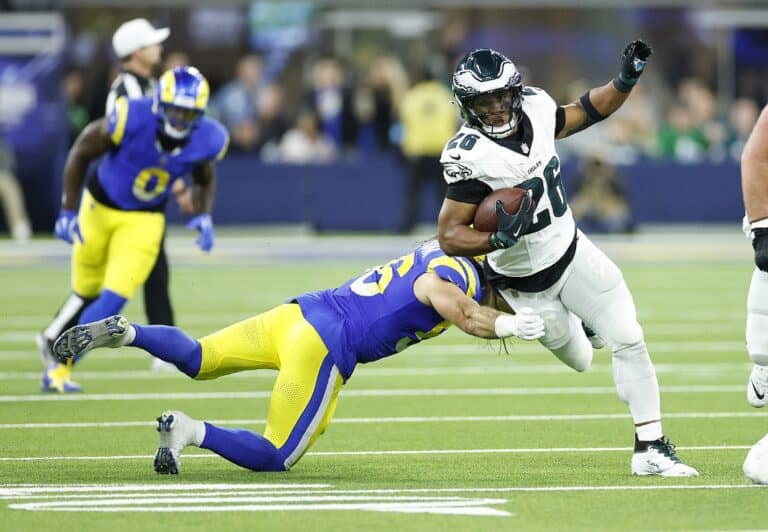 Philadelphia Eagles v Los Angeles Rams