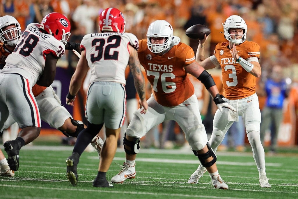 Quinn Ewers Texas Longhorns v Georgia Bulldogs